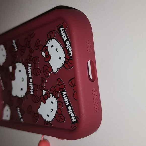 Brand new Apple IPhone 15 Pro Hello Kitty Silicone Phone case w. Wrist strap - Picture 6 of 10